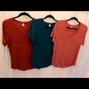 Old navy luxe v neck short sleeve t shirt size M